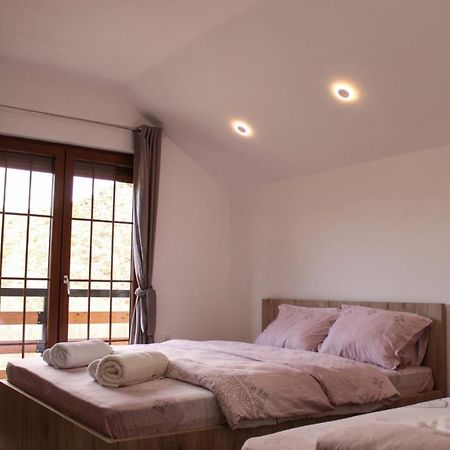 Eleon Motel Брезовица Экстерьер фото